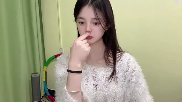 Nicole-13 online show from 19, 12, 2025