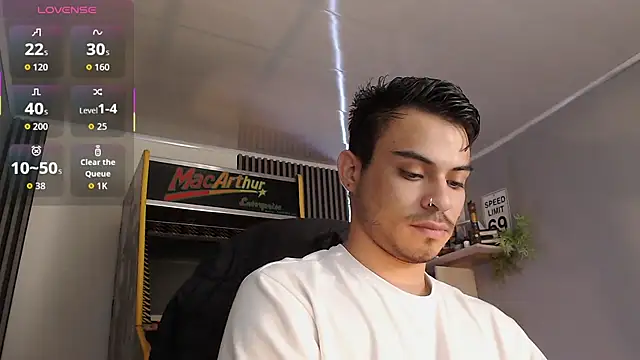 Bastian MCcormick online show from 15, 9, 2025