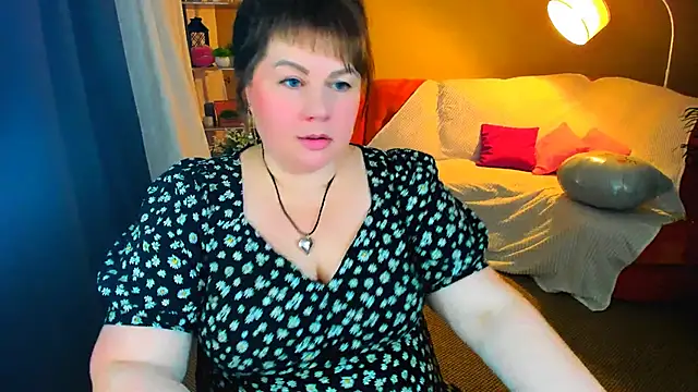 CrystaalStaar online show from 2, 2, 2026