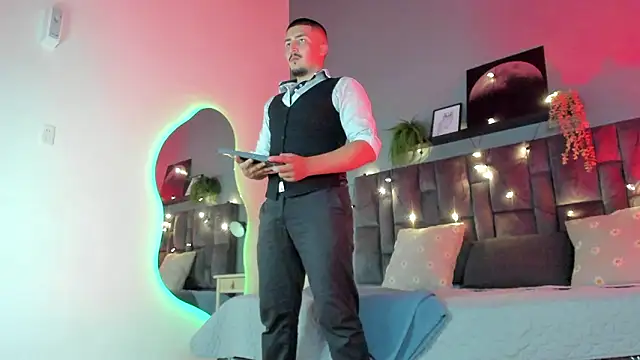 Snapshot of MrFox__ chatting on 7, 2, 2026 MrFox online show from 7, 2, 2026