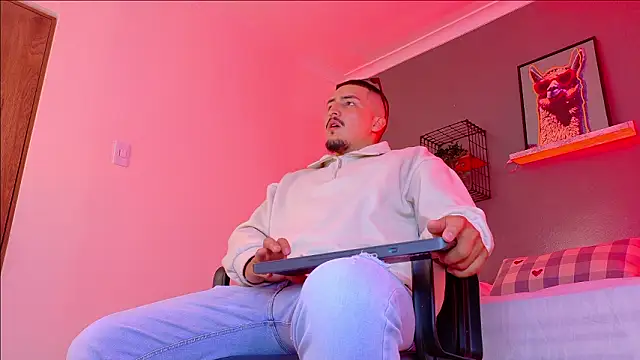 Snapshot of MrFox__ chatting on 14, 2, 2026 MrFox online show from 14, 2, 2026