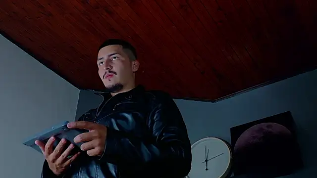 Snapshot of MrFox__ chatting on 25, 2, 2026 MrFox online show from 25, 2, 2026