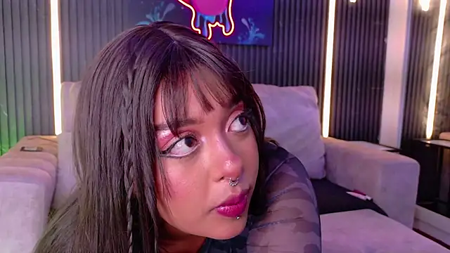 SophiaSummer online show from 27, 9, 2025