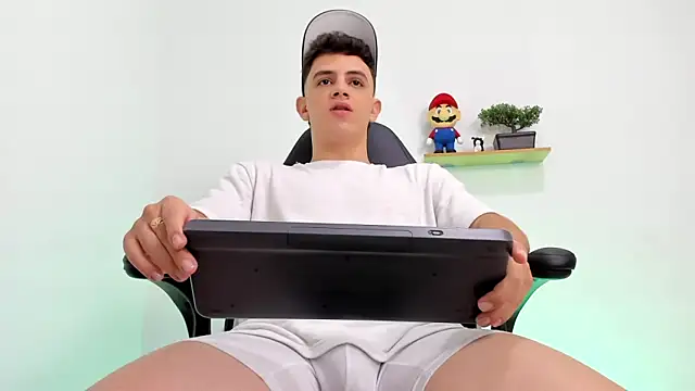 Mikecooper online show from 12, 10, 2025