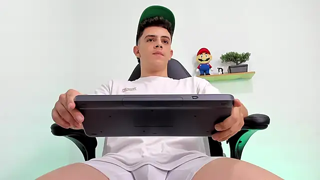 Mikecooper online show from 5, 11, 2025