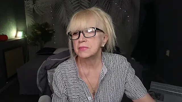 Sabina Ros online show from 1, 12, 2025