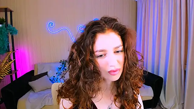 ChristinaConteeree online show from 2, 10, 2025