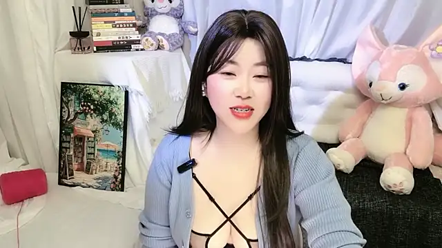 Emmaq996 online show from 9, 4, 2026