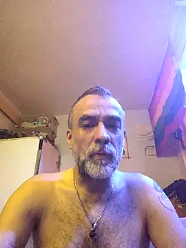 Snapshot of GabyCollado5 chatting on 13, 10, 2025 GabyCollado5 online show from 13, 10, 2025