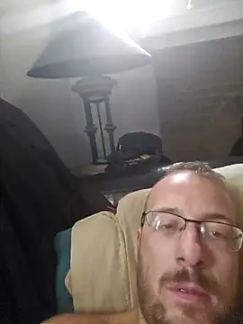 Snapshot of MEAT4urGRILL chatting on 13, 10, 2025 MEAT4urGRILL online show from 13, 10, 2025