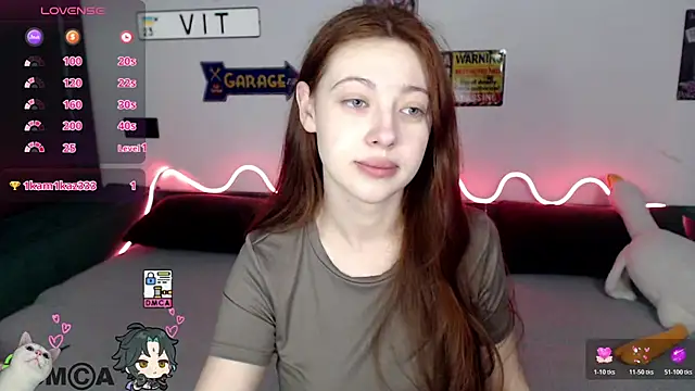 Snapshot of AmourLily chatting on 4, 7, 2026 AmourLily online show from 4, 7, 2026
