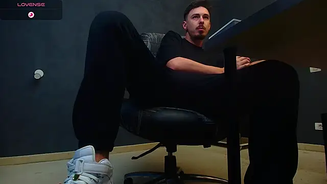 EnzoRace online show from 1, 10, 2025