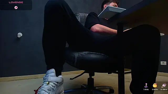 EnzoRace online show from 2, 11, 2025