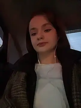 KittyQueeny online show from 26, 10, 2025