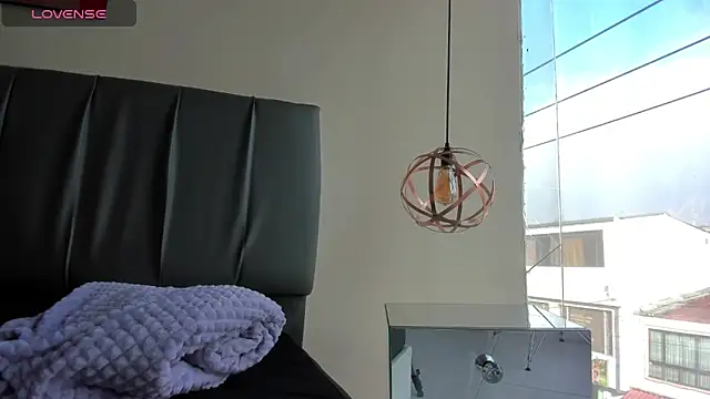 iisabella noa online show from 14, 4, 2026