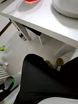 giova17cm online show from 6, 1, 2026