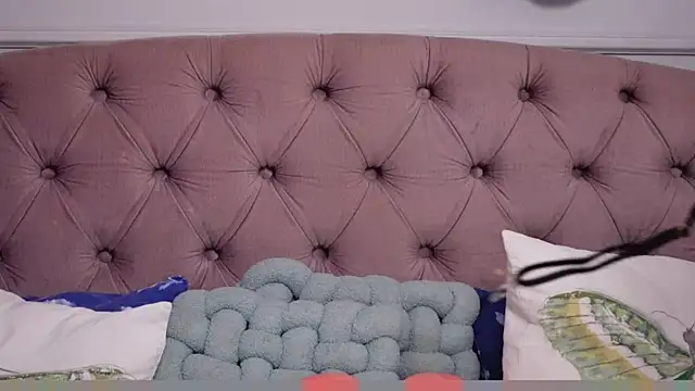 JenniferLovve online show from 29, 6, 2026