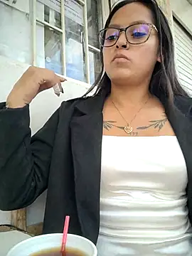 LunaHot 777 online show from 4, 10, 2025