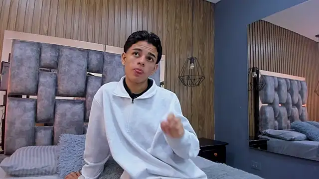 owen  johnson online show from 3, 12, 2025