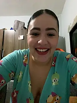 IvettSt  online show from 6, 1, 2026