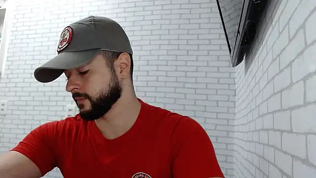 BombeiroHotx online show from 18, 9, 2025