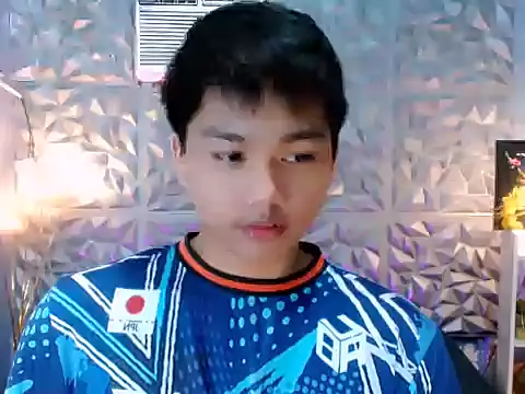 Snapshot of Mister_officer69 chatting on 5, 12, 2025 Mister officer69 online show from 5, 12, 2025