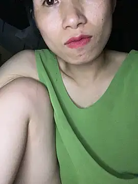 Snapshot of MinHiNi chatting on 16, 9, 2025 MinHiNi online show from 16, 9, 2025