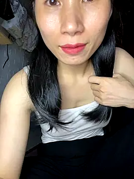 Snapshot of MinHiNi chatting on 19, 9, 2025 MinHiNi online show from 19, 9, 2025