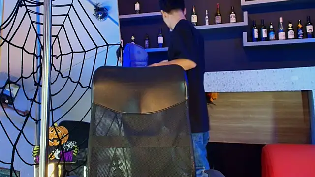  DantFox  online show from 3, 11, 2025