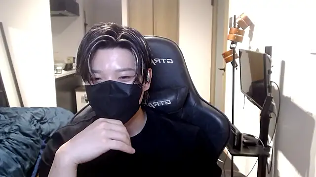 Mei-Tanaka online show from 3, 10, 2025