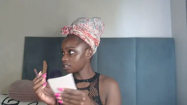 Jah-Queen online show from 6, 11, 2025