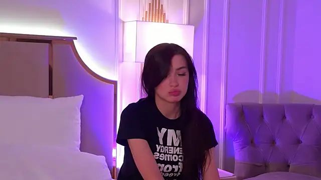 AlanaHurd online show from 24, 5, 2026