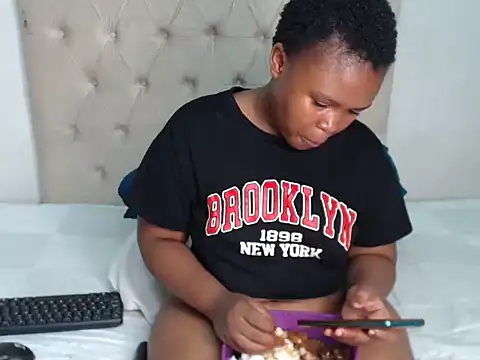 Lolly Ramochele online show from 2, 4, 2026