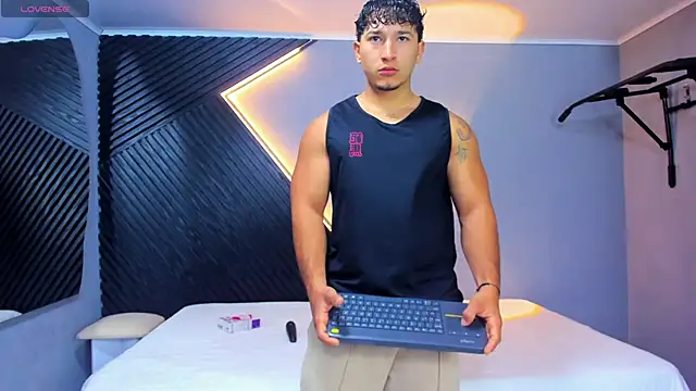 Horny nick18 online show from 13, 4, 2026