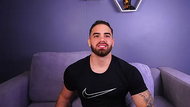 Paul Phoenix online show from 15, 12, 2025