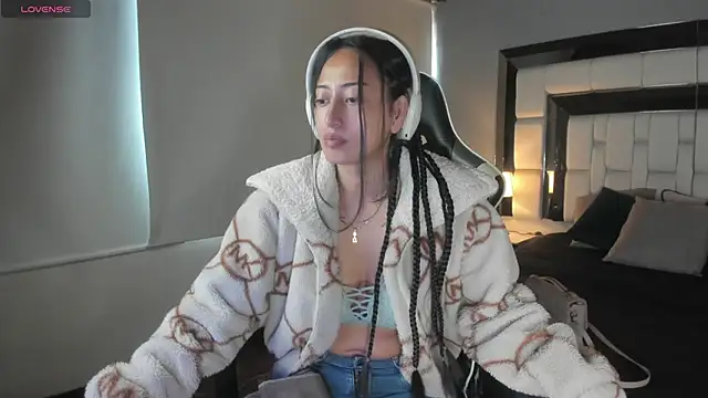 Adhara7 online show from 4, 10, 2025