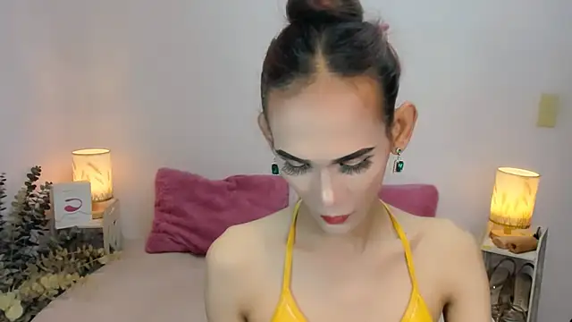 Snapshot of tsmokemachine chatting on 2, 11, 2025 tsmokemachine online show from 2, 11, 2025