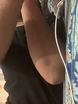 amitsharma7868 online show from 2, 4, 2026