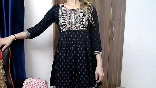 niya-cute online show from 26, 10, 2025