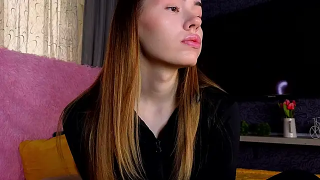 telari0l0ve online show from 25, 2, 2026