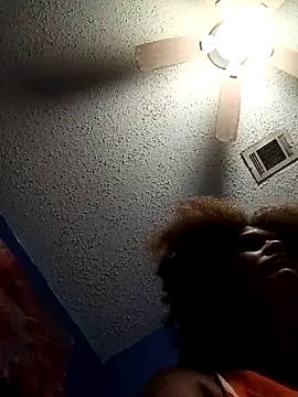 sarahkat86 online show from 18, 10, 2025