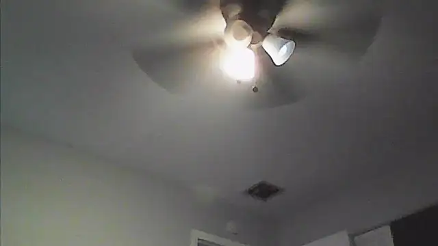 sarahkat86 online show from 14, 5, 2026