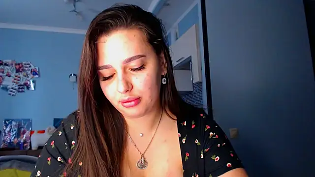 NikiWhite online show from 10, 9, 2025