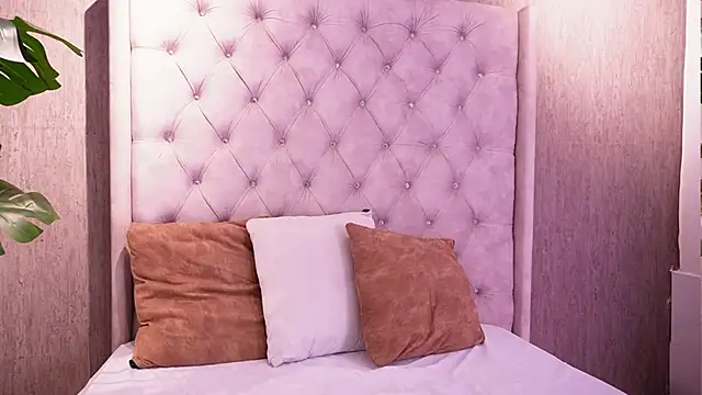 Aitana Jhons online show from 8, 1, 2026