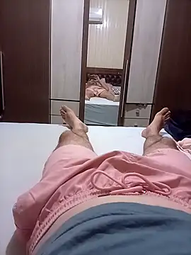 Gustavo198045 online show from 11, 3, 2026