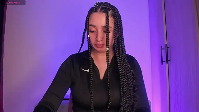 scarlett Collinss online show from 3, 6, 2026