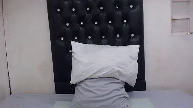 GlowGoddessxx online show from 24, 3, 2026