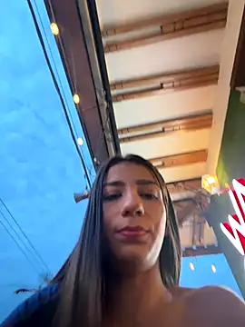 -juicy  online show from 16, 11, 2025