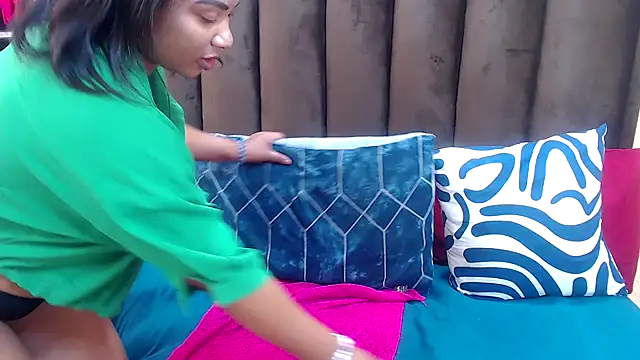 AfricanQueenxx40 online show from 14, 11, 2025