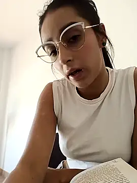 CandyFoxter  online show from 22, 9, 2025